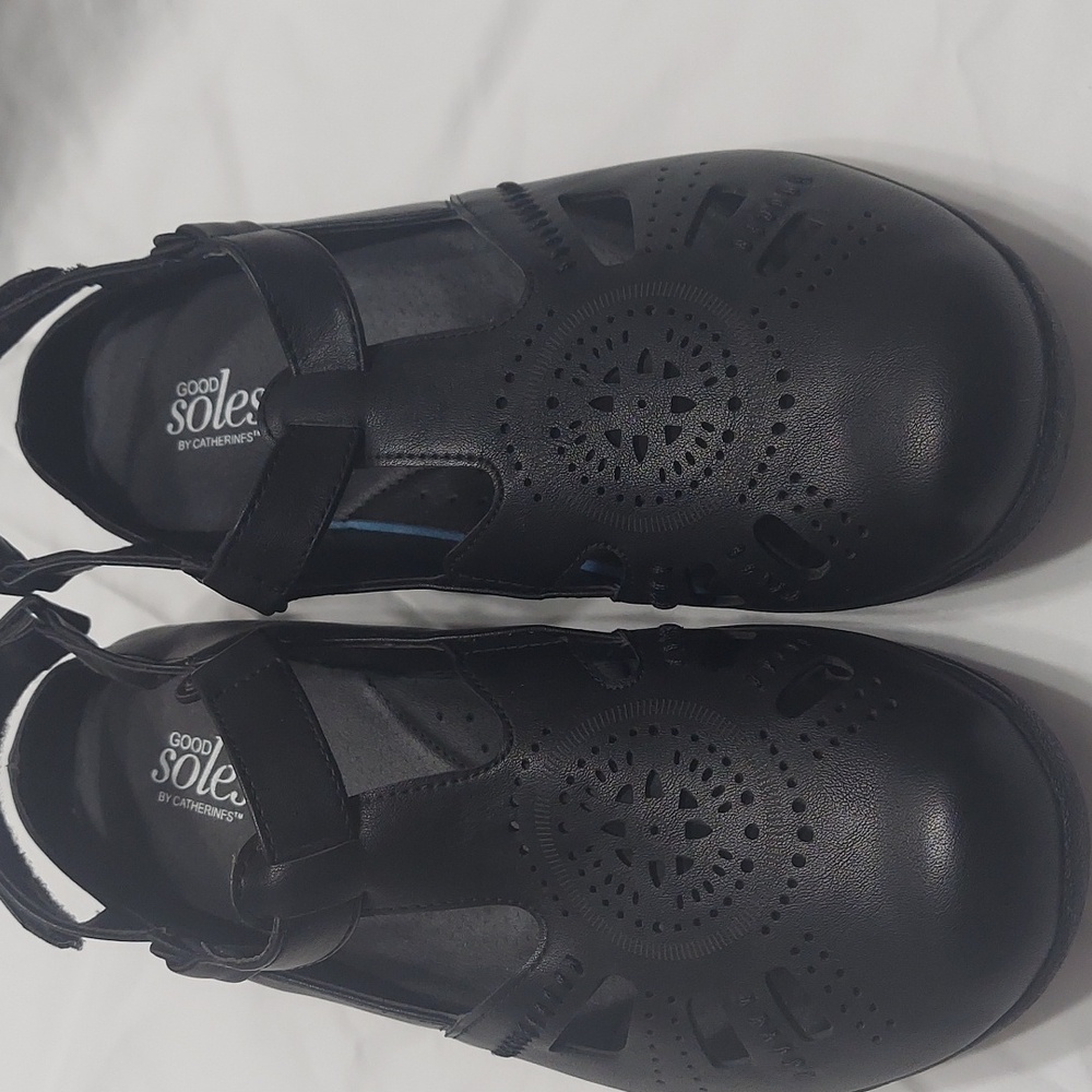 Mary Janes, Black Super Comfy Size 9